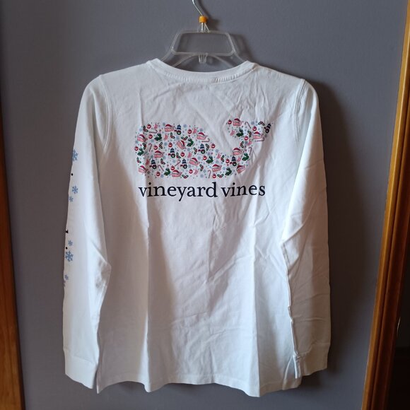 Vineyard Vines Tops - (BOUTIQUE) New Vineyard Vines Christmas Shirt, size S